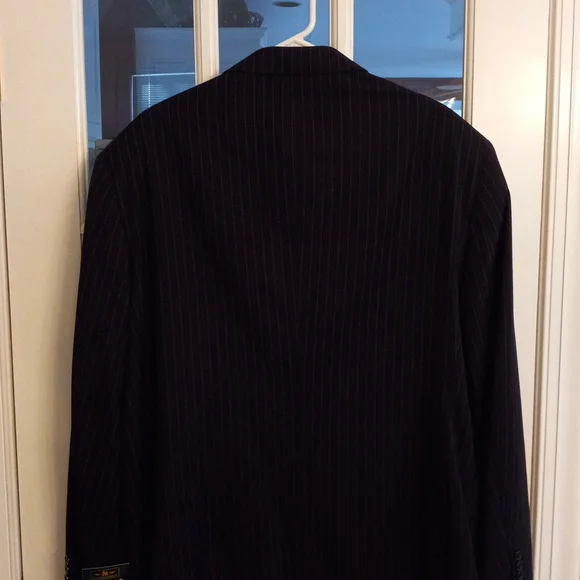 Cooper & Nelson Mens BlackPinstripe Blazer Size 48R 42W.